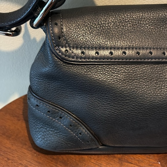 Charter club Mini shoulder bag EUC handbag pebbled leather black tooling silv - Picture 7 of 17